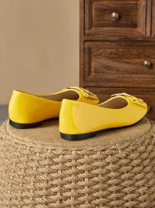 WHDXY Giày đế bằng mũi vuông thời trang nữ, Giày đế bằng mũi vuông nhiều màu phù hợp với quần jeans, Quần ống loe, Giày ba lê xỏ ngón thường ngày, Đa năng màu đỏ rượu vang và đen - Màu vàng - Xem 4