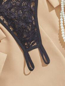 Sheer Lace Sexy Temptation Lingerie Set For Women - Black - View 3