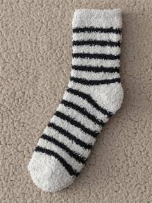 2 双男式舒适纯色温暖柔软毛绒条纹黑色袜子舒适蓬松四分之一袜子