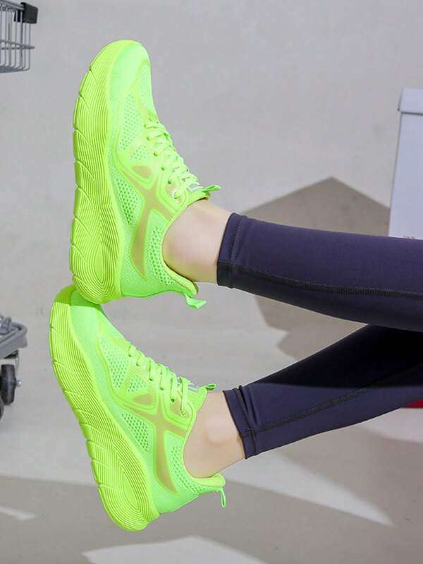 2024 Nuevos zapatos deportivos transpirables multiusos para parejas, colores caramelo, alternativas ligeras de zapatos para correr para hombres y mujeres