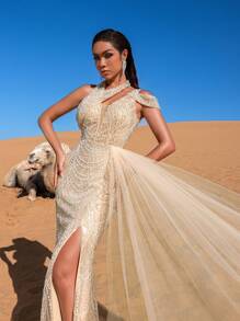 Faeriesty 高级魅力奢华不对称领口垂坠侧珠正式派对礼服和晚礼服连衣裙和装饰连衣裙 - 香檳色 - 查看 4