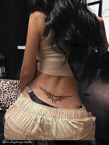 Waterproof Temporary Transfer Tattoo,1pc Water Transfer Paper, Gothic Style, Red Black Heart Totem Pattern, Sharp Line Details, Long Lasting Fake Tattoo Stickers, Body Art Decals For Women, Suitable For Neck, Nape, Shoulder - Black - View 3