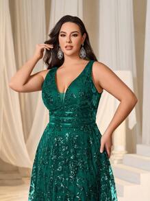 Faeriesty Curve Plus Women's Deep V-Neck Backless Sheer A-Line Evening Gown – Formal Banquet Dress, Wedding Photography, Red Carpet Event, Bridal Portrait, Gala Celebration Attire