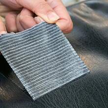 1 卷皮革修补胶带，用于沙发和座椅修补的自粘补丁，用于泄漏和磨损的耐用织物修补剂，皮革沙发修补片，用于修补的防水补丁，完美的修补工具，家庭必备品，适用于沙发、汽车座椅、凳子、椅子等。 - 彩色 - 查看 3