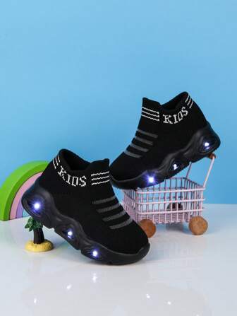 New Kids' Casual Lightweight Breathable Mesh Slip-On Outdoor Sport Shoes With Soft Sole And Anti-Slip Design