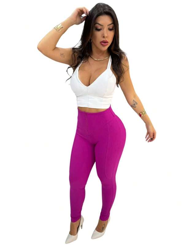 Calça Feminina Skinny Acinturada Com Ziper Na Frente