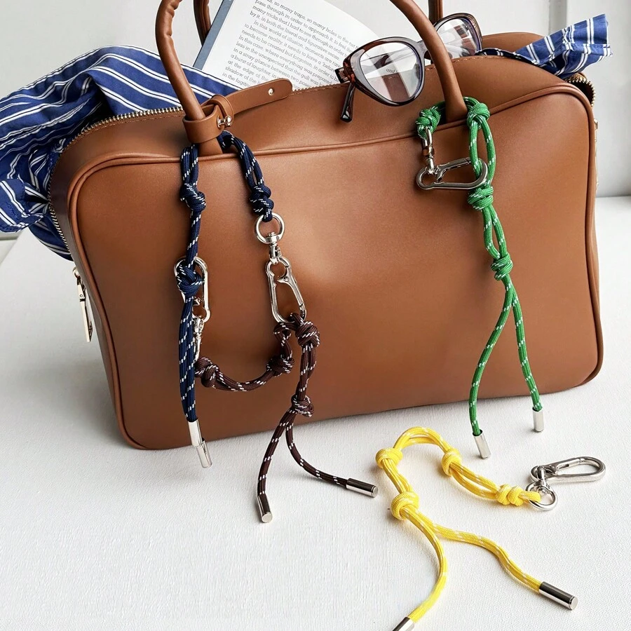 1 pieza Accesorio de llavero con charm de bolsa, accesorio decorativo hecho a mano de estilo minimalista, con cuerda hecha a mano, estilo deportivo, estilo de dinero antiguo, accesorios de llavero para hombres y mujeres