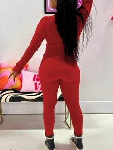 2 件女式字母印花插肩袖长袖紧身 T 恤和紧身裤套装