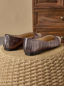 Zapatos planos con puntera puntiaguda tipo slip-on con inspiración vintage para mujeres, color marrón, cómodos para uso casual, al aire libre, ir al trabajo y en otoño