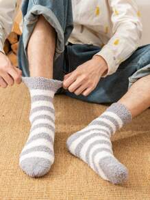 1/3/5 Đôi Tất cổ cao cổ bằng vải nỉ san hô ấm áp không rụng màu ngẫu nhiên cho nữ mùa đông - Nhiều màu - Xem 2