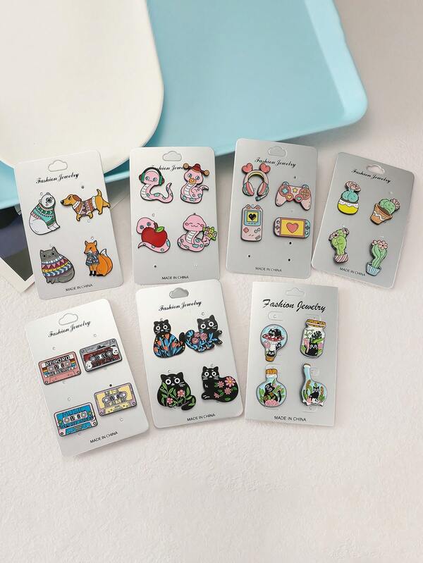 4pcs/Set Cute Cartoon Cat, Cassette Tape, Cactus Alloy Brooch Pins, Vintage Electroplated Black