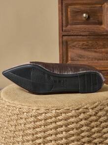 Zapatos planos con puntera puntiaguda tipo slip-on con inspiración vintage para mujeres, color marrón, cómodos para uso casual, al aire libre, ir al trabajo y en otoño