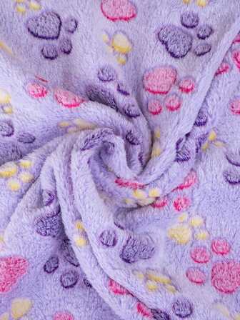 1pc Random Color Pet Flannel Blanket, Suitable For Large/Medium/Small Cats & Dogs, Paw Print Design, Suitable For All Seasons