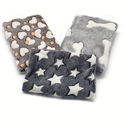 1 pieza Manta de felpa de coral súper suave para mascotas, adecuada para gatos y perros - cómoda en todas las estaciones, lavable a máquina, alfombrilla esponjosa para perros en gris con estampados lindos de estrella, hueso y corazón