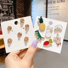 Set de 50/30 piezas con diseños aleatorios de animales y plantas bonitos y elegantes - Alfileres de broche de aleación de zinc para ropa y bolsos, accesorios de vestir para todas las temporadas, decoración para ropa, bolsos, mochilas escolares