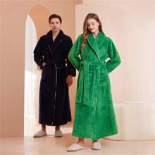 1pc Long And Thick Comfortable Velvet Couple's Sleeping Robe Women's Winter Flannel Bathrobe Men's Large Lamb Velvet Home Clothes Summer Wedding Home Bathroom Decor Back To School