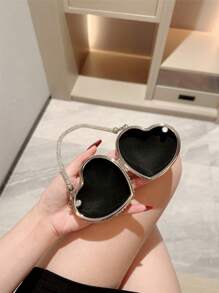 1pc Glittering Cute Mini Rhinestone Heart Shaped Clutch Bag, Luxury High-End Sparkling Tassel Rhinestone Handbag For Party/Wedding, Suitable For Valentine's Day Gift, Date, Limited Space, Party Bags, Perfect For Party, Wedding, Prom, Dinner/Banquet, Heart Purse, Perfectly Match With Valentine Day Dress, Glamorous Rhinestone Bag