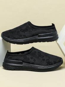 Sneakers Pria - Hitam - View 1