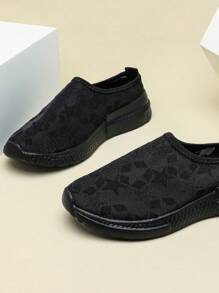 Sneakers Pria - Hitam - View 3