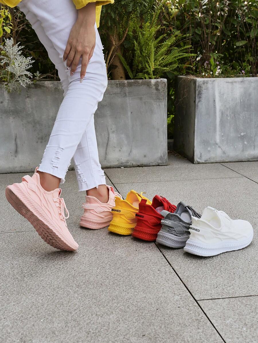 1 Par de Tênis Esportivos Casuais Confortáveis e Respiráveis de Tela Sólida Simples para Mulheres, Sapatos de Corrida Externos Estilosos e Simples - Branco - Visão 1