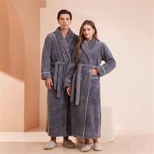 1pc Long And Thick Comfortable Velvet Couple's Sleeping Robe Women's Winter Flannel Bathrobe Men's Large Lamb Velvet Home Clothes Summer Wedding Home Bathroom Decor Back To School