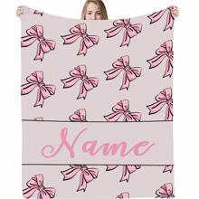 1pc Nơ cá nhân hóa Series Flannel tùy chỉnh, Nơ chữ tùy chỉnh tên của bạn Chăn flannel, Mềm mại và ấm áp Kỷ niệm khoảnh khắc đáng nhớ Chăn, Quà tặng tuyệt vời cho bạn cùng lớp, bạn bè, gia đình và người yêu, Được sử dụng để ngủ trưa, cắm trại, du lịch Có thể giặt được Dễ thương Tùy chỉnh, Độc đáo, Quà tặng lý tưởng cho gia đình, Quà tặng lý tưởng cho bạn bè Con trai, Con gái, Bạn bè, Gia đình Ghế sofa, Giường, Xe hơi, Phòng trà, Phòng ngủ, Phòng khách, Phòng tắm, Phòng ăn - Nhiều màu - Xem 6