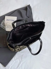 The New Atmospheric Fashion Exquisite Tote Bag Leisure Commuting High-Volume Popular Leopard Print Shoulder Shoulder Tote Bag, Cheetah Print Bag For Women Leopard Comeback