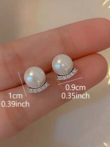 1 par Pendientes de aro minimalistas y delicados de perla falsa para mujeres, elegantes y de moda