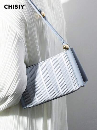 CHISIY Original Handmade Two-Tone Striped Pleated Blue PU Fabric Stylish Faux Pearl Decor Underarm Bag With Chain Strap, Chic Handbag Shoulder Bag For Commuter, Women, Gift For Valentine's/Halloween/Christmas, Suitable For Female University Students, Dating, Shopping, Office, Autumn/Winter, Four Seasons Sport Bag School Backpack Drawstring Bag Rucksack Basketball Bag Drawstring Backpack Football Bag Sport Backpack College Student For Gym Travel Exercise Yoga Outdoor Outing Cycling Hiking Waterproof Lightweight Large Capacity Portable Accessories