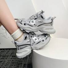 Giày thể thao đế dày thoáng khí màu bạc cho nữ, giày thể thao thường ngày mùa hè đế dày mới cho mùa xuân thu năm 2024 - Bạc - Xem 2