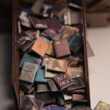 Set de 30 / 50 / 100 piezas de modelos miniatura clásicos realistas surtidos,juguetes creativos DIY, muebles en miniatura, mini cosas, suministros en miniatura - Multicolor - Ver 2