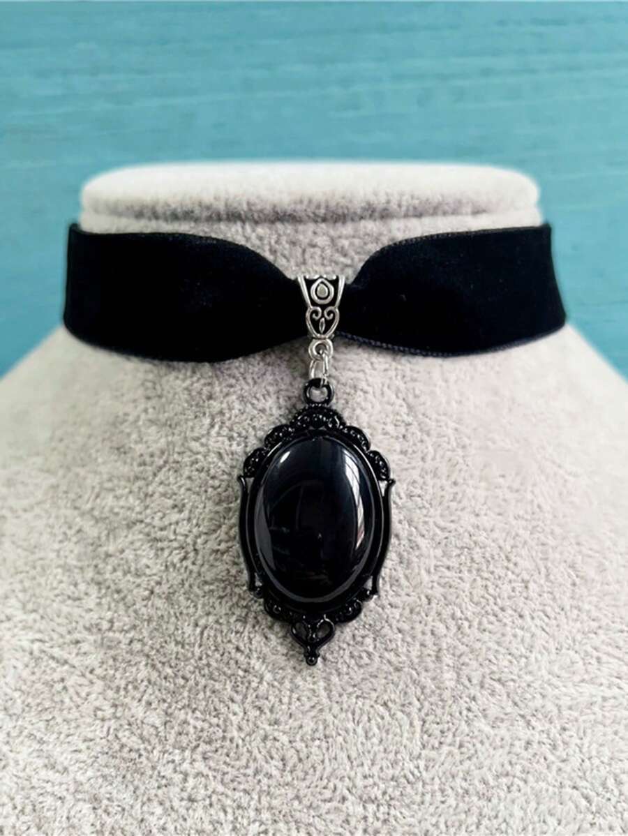 1pc Handmade Black Velvet Vintage Choker Necklace, Gothic Style Halloween Gift - Black - View 1