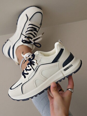 新款厚底运动鞋，百搭米色时尚网眼复古厚底运动鞋，蓝色拼布户外休闲鞋，四季皆宜