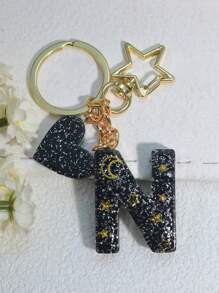 1 件首字母亚克力钥匙扣，带雪花图案和流苏装饰，适合女士包饰情人节纪念品汽车配件学校背包可爱哥特 Y2k 万圣节配件教师节圣诞节礼物创意包饰挂绳带身份证夹汽车配件包饰 - 黑色星空字母 - 查看 6