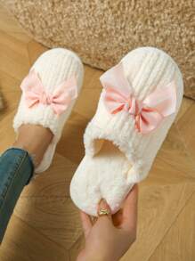 Pantoufles d'hiver en peluche unicolore de luxe - semelle ultra douce et design d'orteil fermé - Confort plat, enfiler - Pantoufles d'intérieur chaudes pour temps froid