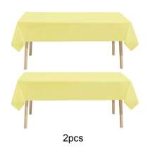 قطعتان من الأغطية البلاستيكية المُستهلَكة للطاولات، سفرة طاولة بيضاء مُستهلَكة بلون أحادي بسيط للاحتفالات