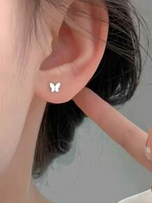 BALMORA 1 Đôi bông tai hình bướm nhỏ xinh xắn bằng bạc sterling 925 kiểu cổ điển, thanh lịch, thích hợp cho nữ, phụ kiện thời trang, đeo hàng ngày, dự tiệc, món quà tuyệt vời. - Bạc - Xem 6