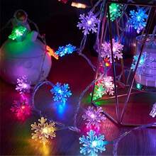 1 pezzo Luce a stringa a LED a forma di fiocco di neve per Natale, luce notturna per cameretta bambini, decorazione per feste, ornamenti natalizi, accessori per vacanze, forniture per feste di compleanno, decorazione per la casa, decorazione per scene, alimentata a batteria (non inclusa) - Multicolore - Visualizzare 6