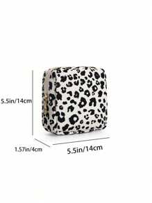 1pc Cow Print Zipper Sanitary Pad Pouch, Large Capacity Portable Bag For Storing Sanitary Pads, Liners, Tampons, Also Can Hold Cosmetics, Coins, Small Items, Versatile For Home, Gift, Travel, Holidays (Halloween, Christmas), Bohemian Style - Multicolor - View 8