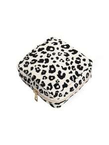 1pc Cow Print Zipper Sanitary Pad Pouch, Large Capacity Portable Bag For Storing Sanitary Pads, Liners, Tampons, Also Can Hold Cosmetics, Coins, Small Items, Versatile For Home, Gift, Travel, Holidays (Halloween, Christmas), Bohemian Style - Multicolor - View 7