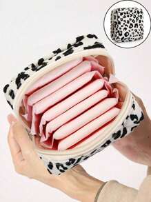 1pc Cow Print Zipper Sanitary Pad Pouch, Large Capacity Portable Bag For Storing Sanitary Pads, Liners, Tampons, Also Can Hold Cosmetics, Coins, Small Items, Versatile For Home, Gift, Travel, Holidays (Halloween, Christmas), Bohemian Style - Multicolor - View 3