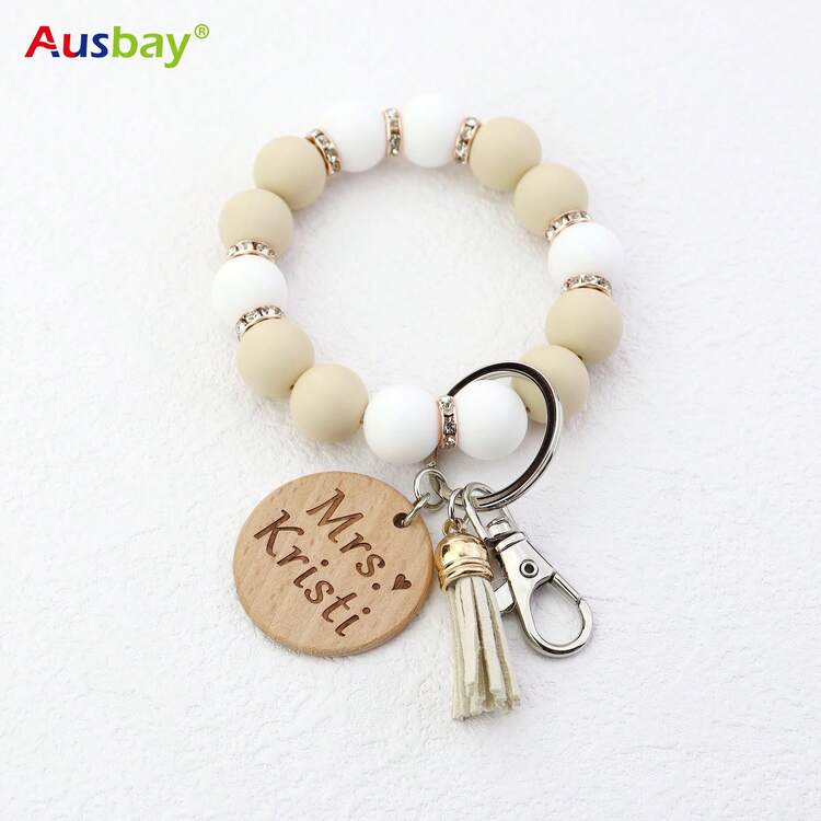 Ausbay Móc khóa đeo tay bằng hạt silicon tùy chỉnh có thẻ tùy chỉnh Túi thời trang Dây đeo túi có tên cá nhân Móc khóa vòng tay Quà tặng cho nam hoặc nữ - trắng - Xem 5