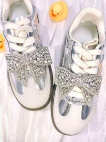 2pcs Shoe Accessories Metal Bow Buckle With Crystal Rhinestone Decor, Suitable For Boots, Sneakers, Bags And Clothing, Multi-Use DIY Decorations (Shoes Not Included)