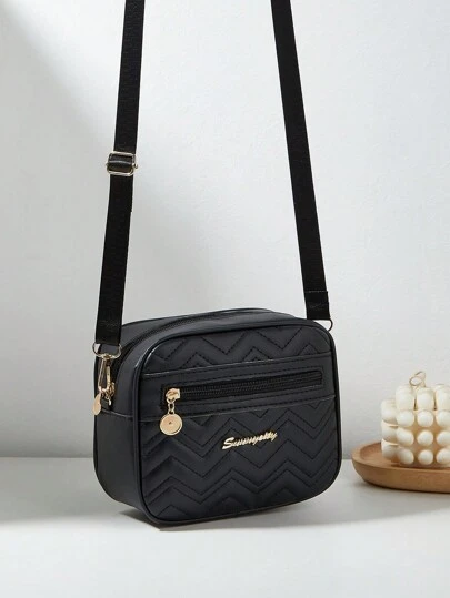 女士绗缝小号方形斜挎包