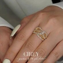 CIREY 18K Textured Gold Lace Vintage Baroque Style Ring With Rhinestones, Women Jewelry Gift - Lips - View 8