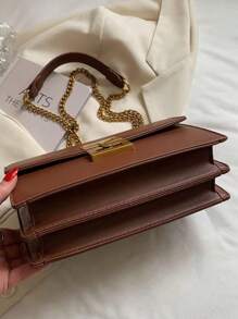 轻巧的商务休闲金属装饰翻盖链条单肩包，适合少女、女大学生、新人及白领人士，非常适合办公室、大学、工作、商务、通勤、户外、旅行、郊游、时尚商务休闲包，适合女士，非常适合办公室、商务和工作 - 棕色 - 查看 5