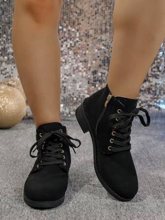 女士秋冬新款黑色系带侧拉链奢华时尚百搭机车靴，欧美复古风格粗跟低跟，适合度假和返校季节踝靴和短靴，女靴