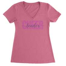 Cheerleader With Scripted Flair Ladies V-Neck T-Shirt - Màu hồng nhạt - Xem 7