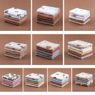 5 chiếc khăn tay yếm vải gạc hai lớp cho bé có in họa tiết thời trang