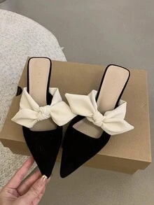 女士尖头一脚蹬穆勒鞋，带蝴蝶结装饰，细跟，黑色 - 米色 - 查看 2